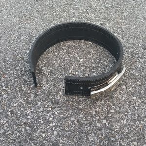 Powerlifting lever belt